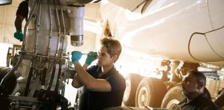What are the benefits of being an Aircraft Maintenance Engineer?